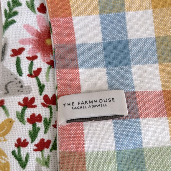 Rachel Ashwell Farmhouse Reversible Runner • Easter / Spring Rabbits Floral • - Picture 1 of 4
